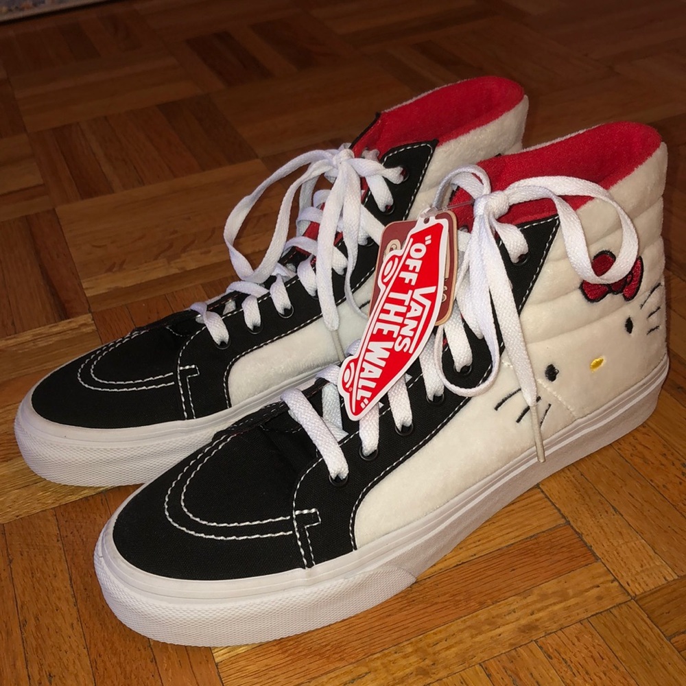 Vans Hello Kitty Classic SK8 Skateboarding Hi Tops